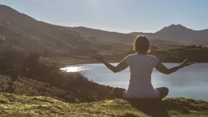 Meditation2 banner 191008 090531