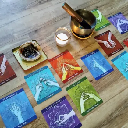 Mudra Cards2